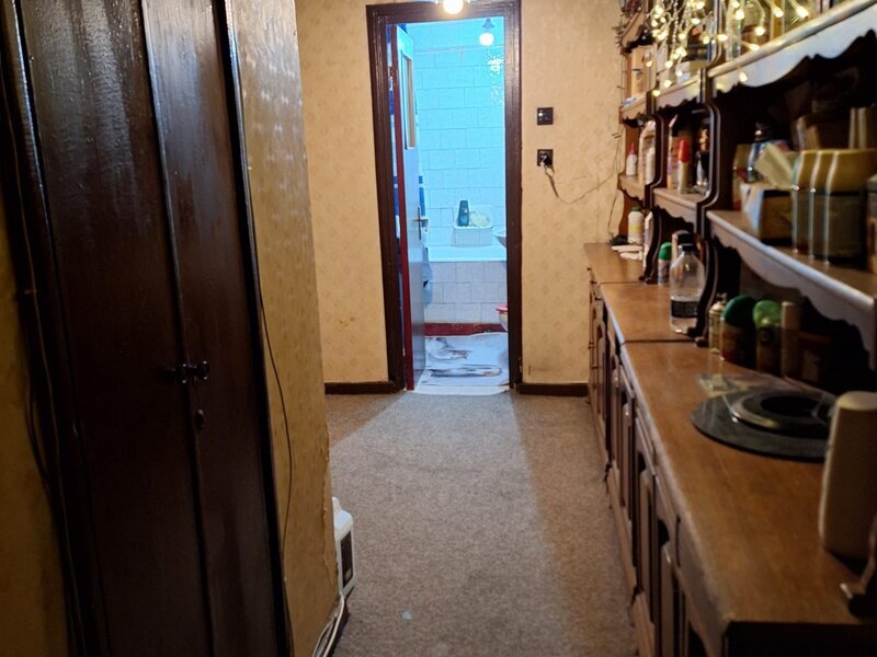 Iuliu Maniu 184 A, Militari.