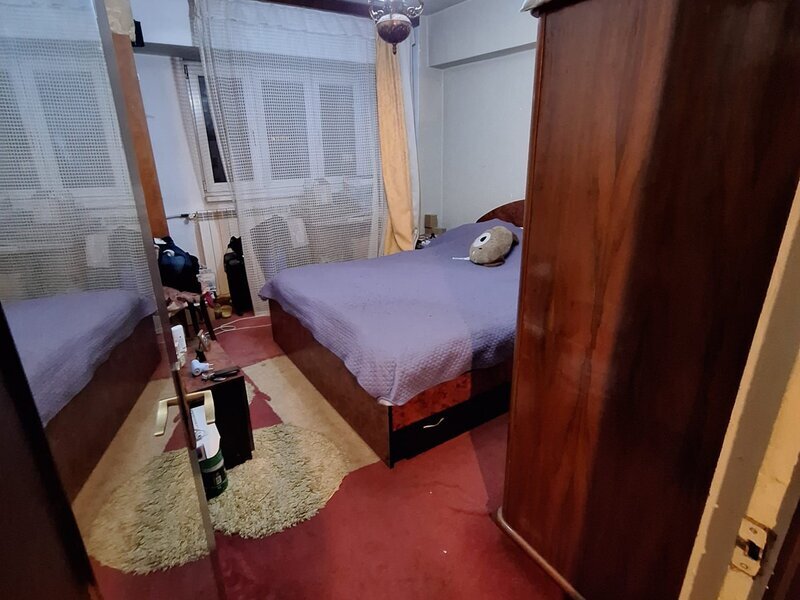 Iuliu Maniu 184 A, Militari.